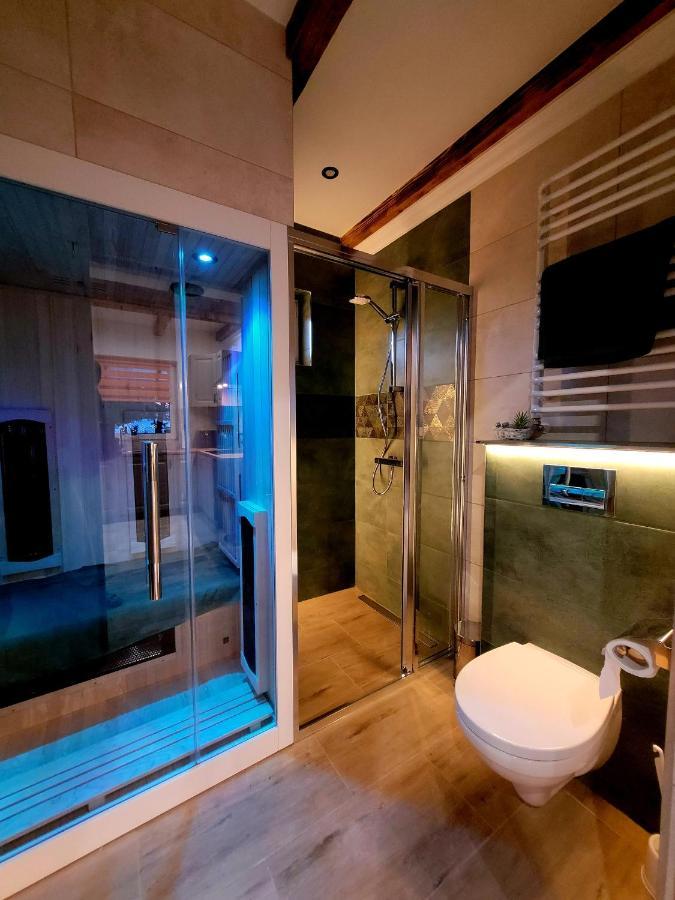 Urocza Kryjowka Ze Spa Lesko Exterior foto